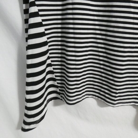 SOUTHERN LADY | medium | Striped Black and White Shirt - Picture 14 of 16